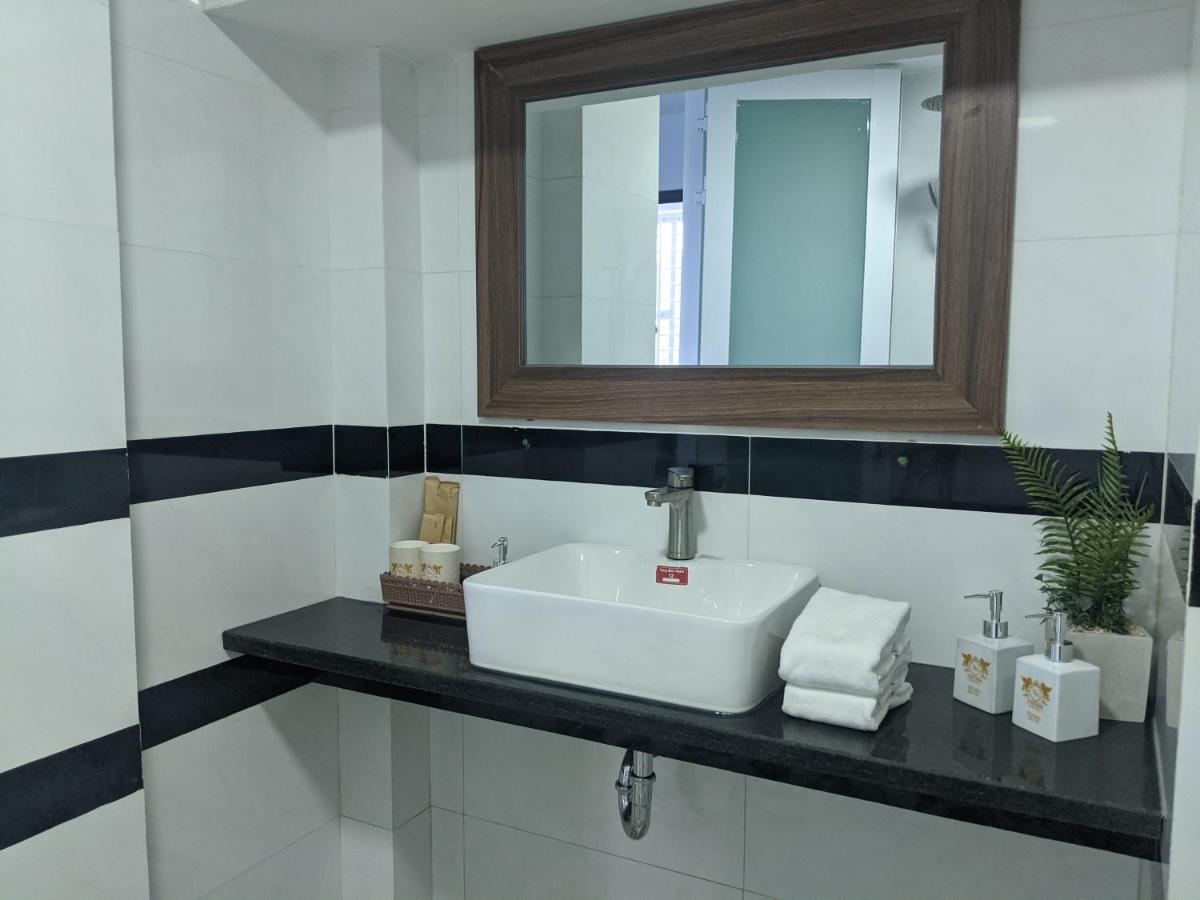 Tuan Ninh Hotel I Chi Khu Co Ong Экстерьер фото