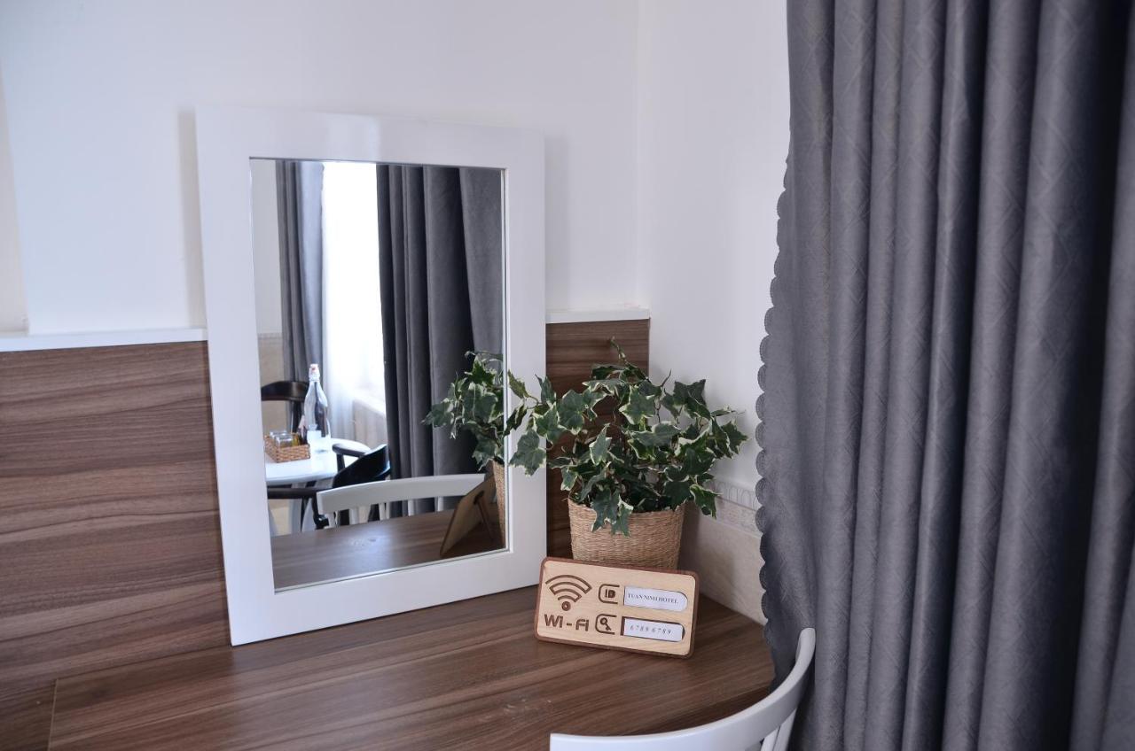 Tuan Ninh Hotel I Chi Khu Co Ong Экстерьер фото