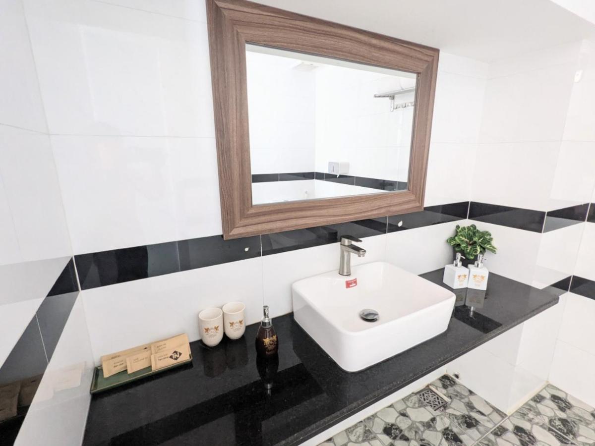 Tuan Ninh Hotel I Chi Khu Co Ong Экстерьер фото