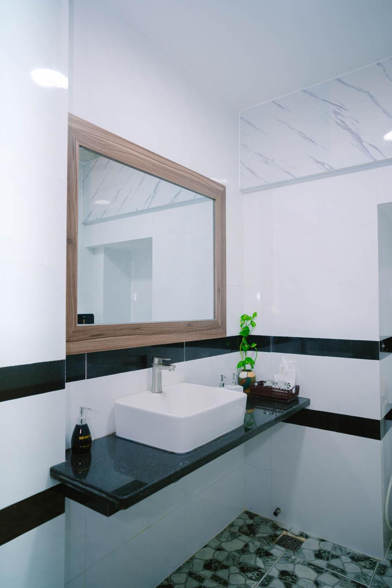 Tuan Ninh Hotel I Chi Khu Co Ong Экстерьер фото
