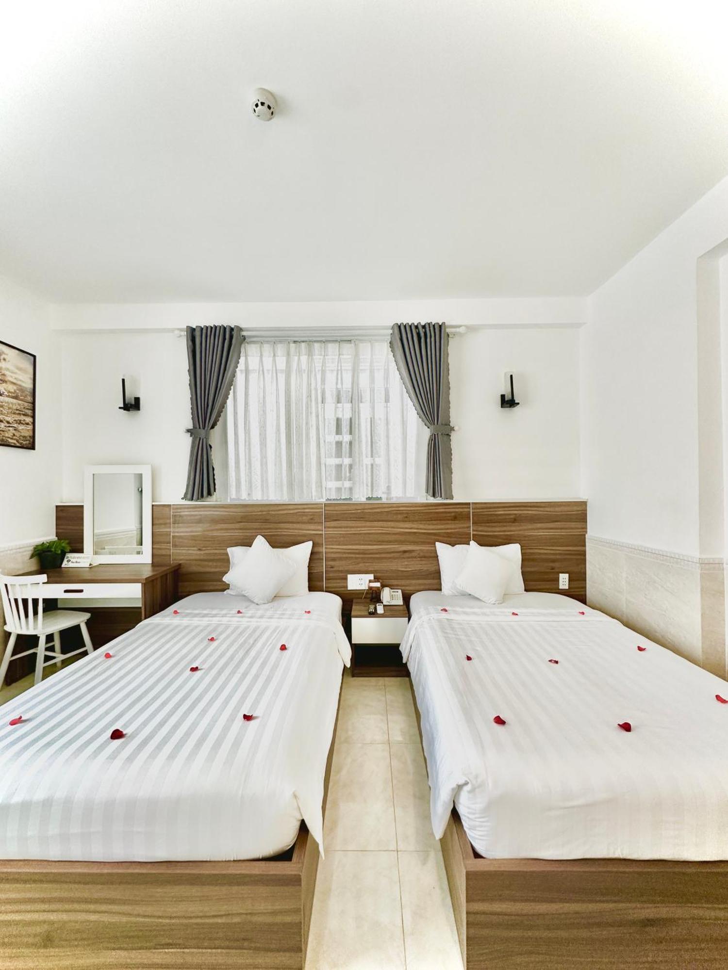 Tuan Ninh Hotel I Chi Khu Co Ong Экстерьер фото