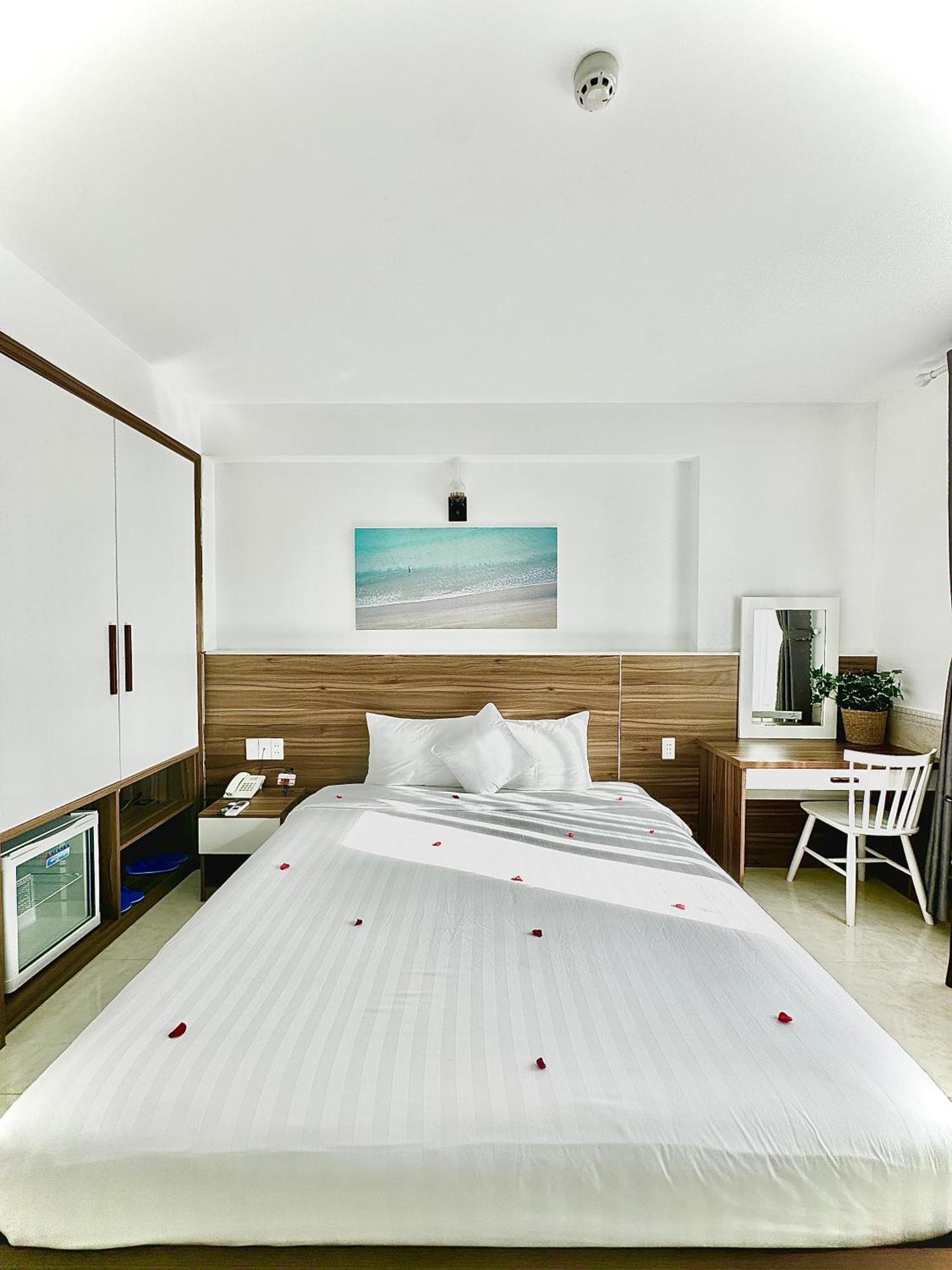 Tuan Ninh Hotel I Chi Khu Co Ong Экстерьер фото