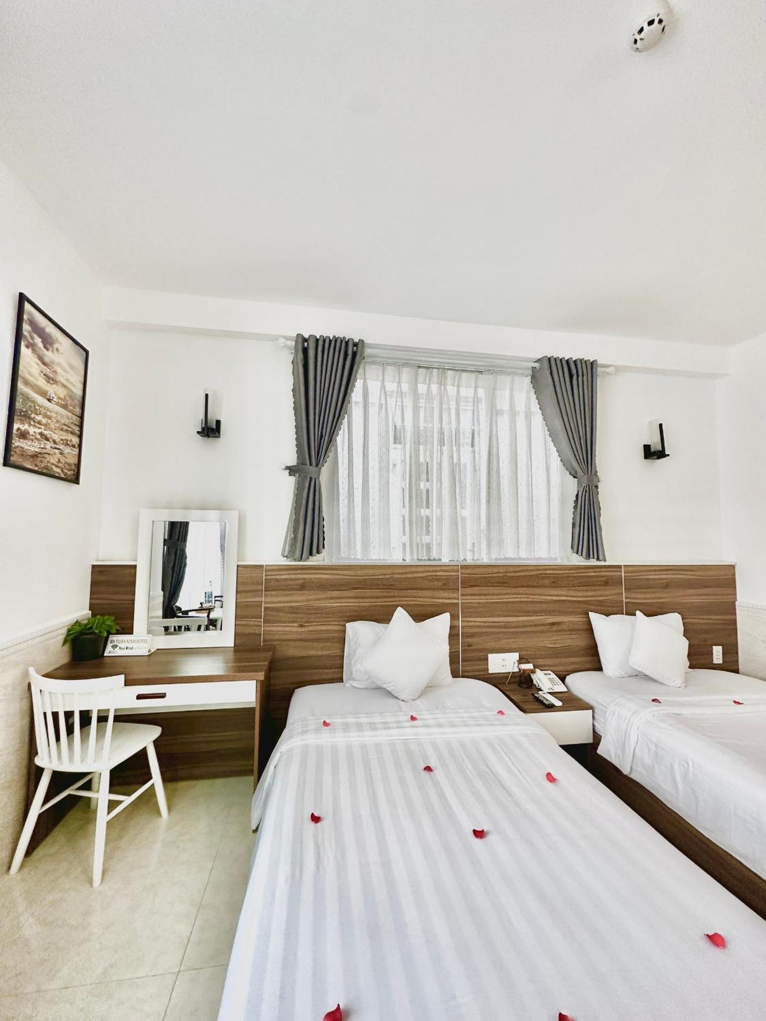 Tuan Ninh Hotel I Chi Khu Co Ong Экстерьер фото