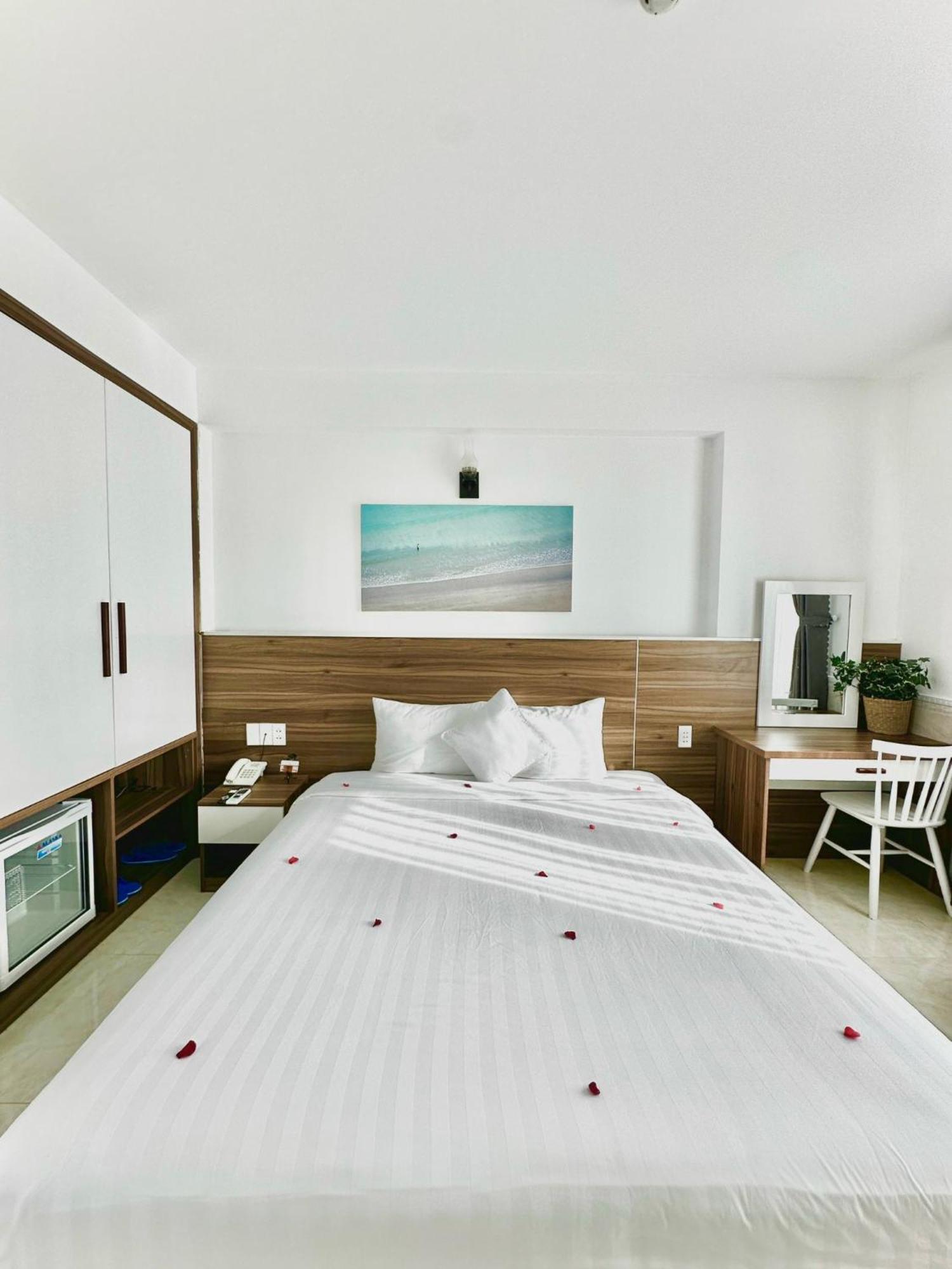 Tuan Ninh Hotel I Chi Khu Co Ong Экстерьер фото